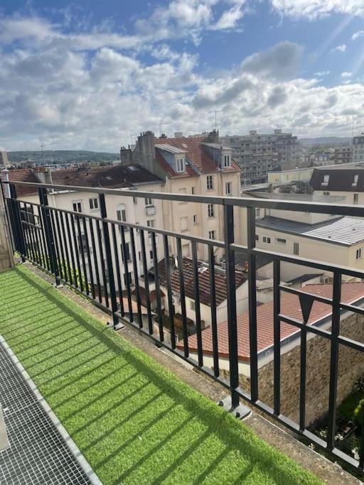 Appartement 3P Gare Terrasse Et Parking Prive Franconville  Exteriér fotografie