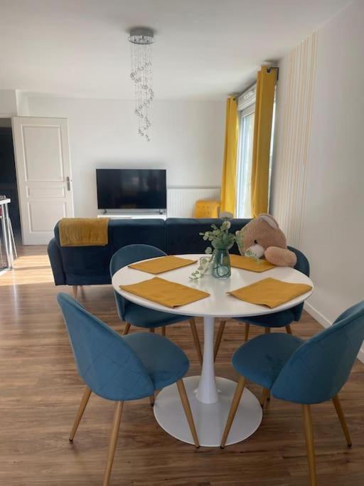Appartement 3P Gare Terrasse Et Parking Prive Franconville  Exteriér fotografie